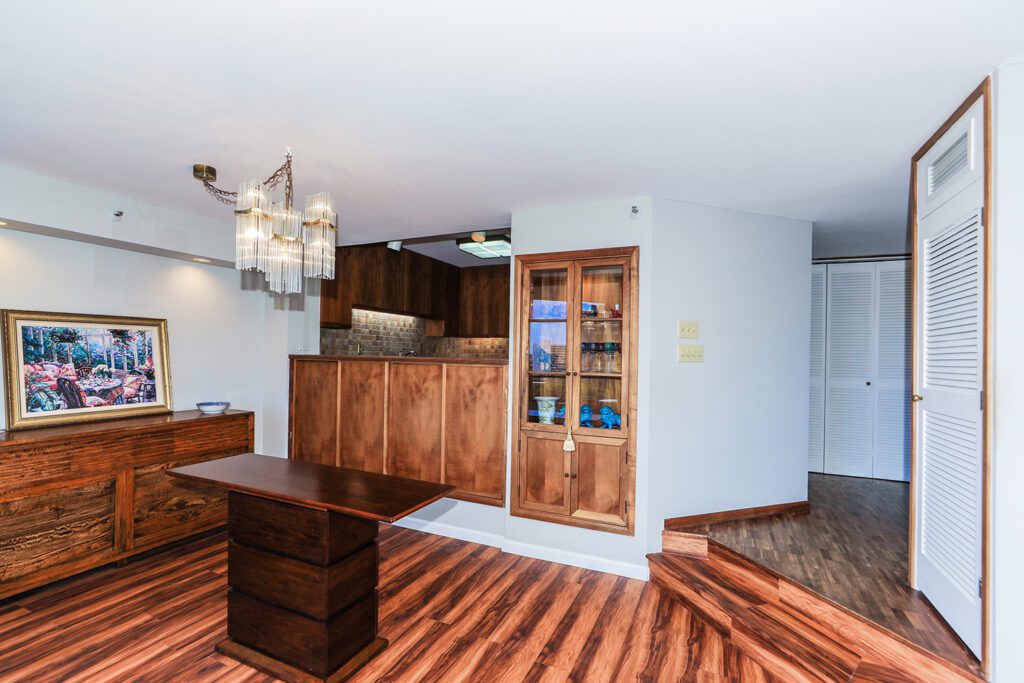 1525 Wilder Avenue #1005 - Punahou Cliffs-02-web