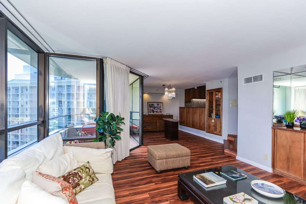 1525 Wilder Avenue #1005 - Punahou Cliffs-04-web