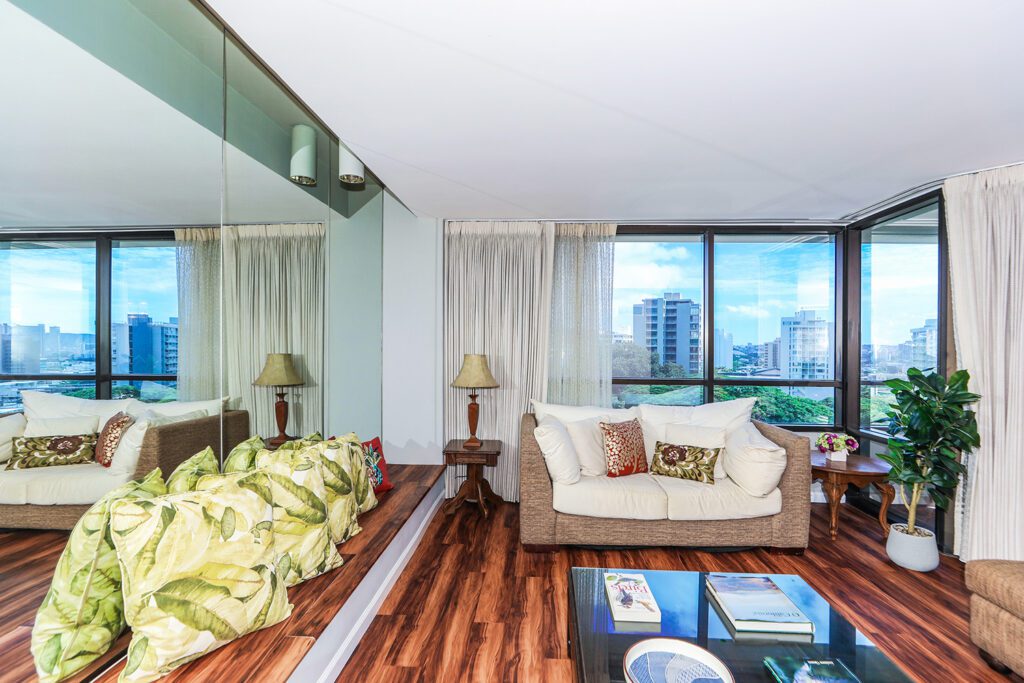 1525 Wilder Avenue #1005 - Punahou Cliffs-07-web