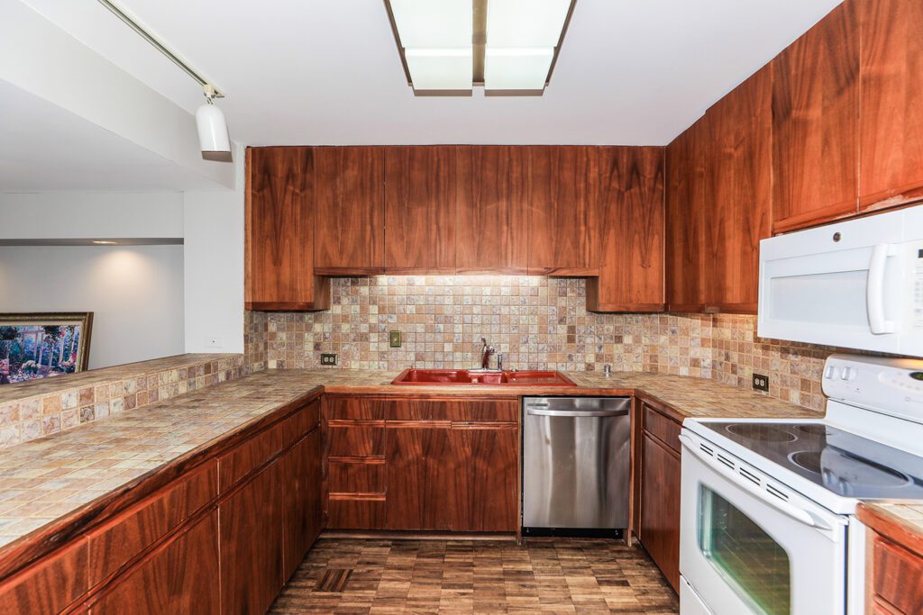 1525 Wilder Avenue #1005 - Punahou Cliffs-10-web