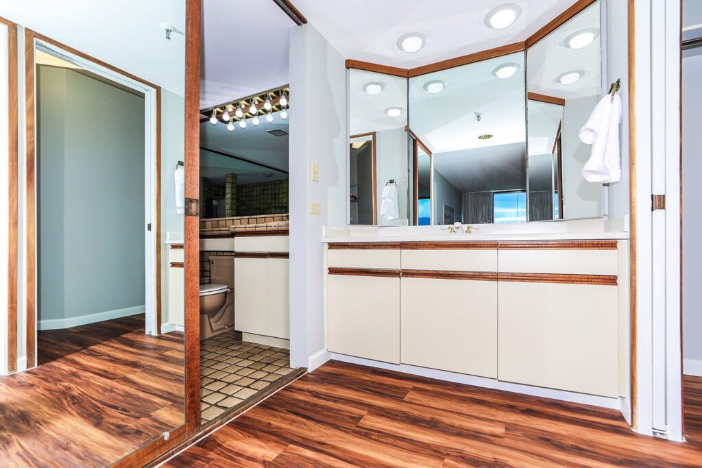 1525 Wilder Avenue #1005 - Punahou Cliffs-20-web