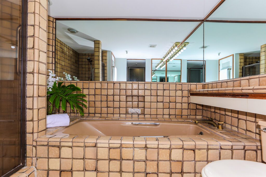 1525 Wilder Avenue #1005 - Punahou Cliffs-24-web