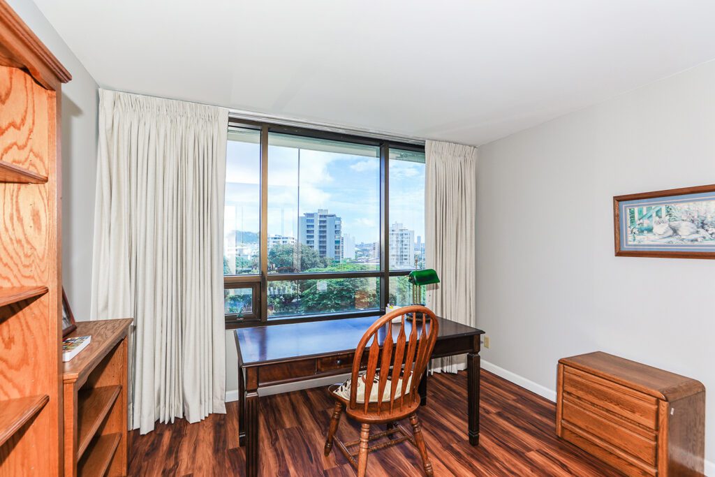 1525 Wilder Avenue #1005 - Punahou Cliffs-27-web