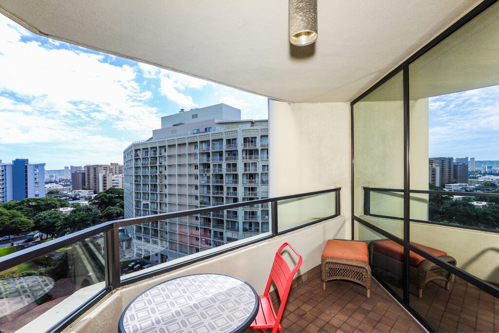1525 Wilder Avenue #1005 - Punahou Cliffs-34-web